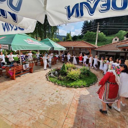 Yagodina Family Hotel Luaran gambar